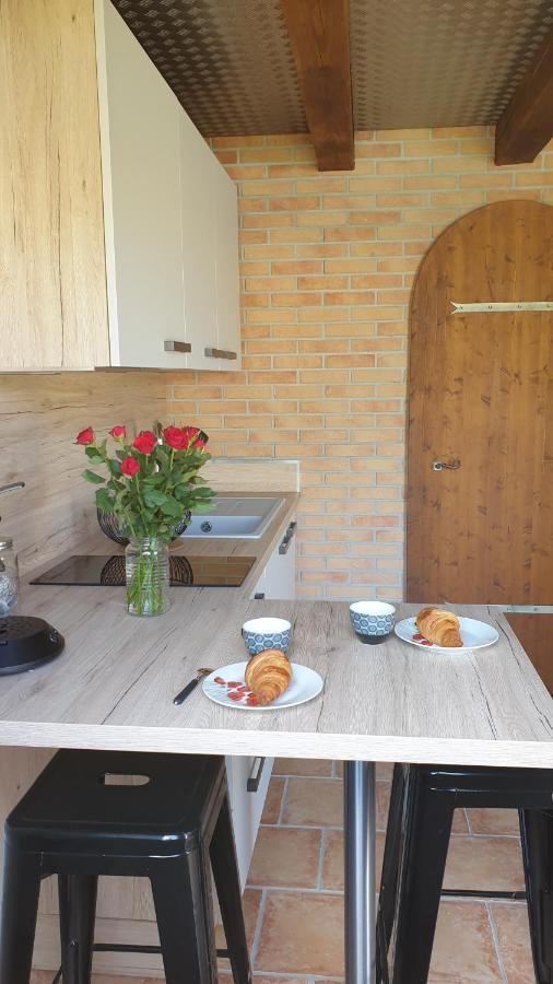 Le Cocon De David Apartment Alès Екстериор снимка