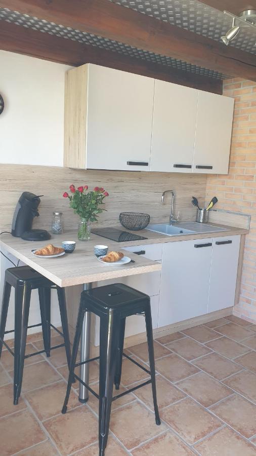 Le Cocon De David Apartment Alès Екстериор снимка